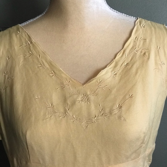 VTG Embroidered Yellow Sundress - Picture 3 of 4